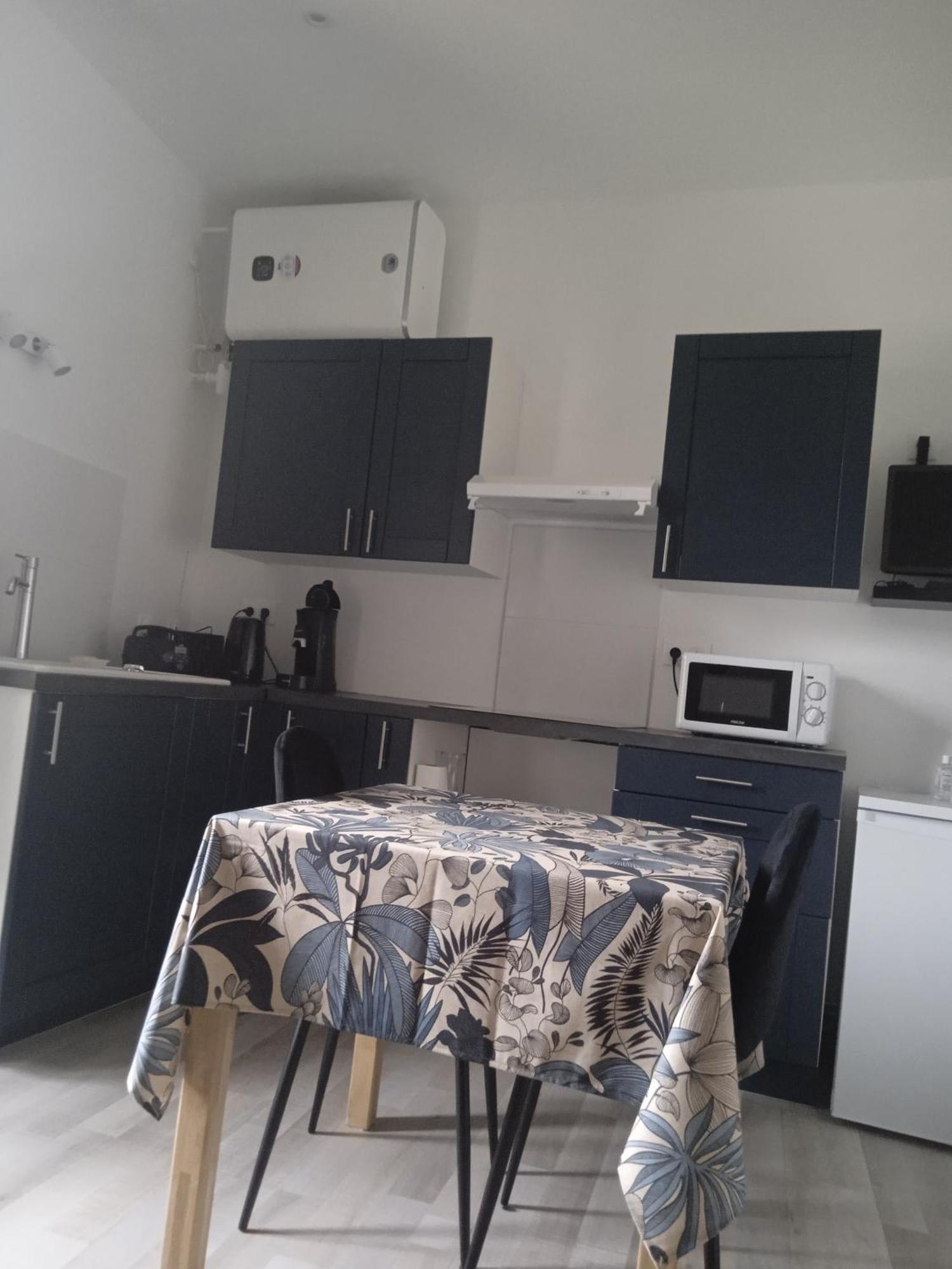 Le Logis Du Guiers Apartment Le Pont-de-Beauvoisin Екстериор снимка
